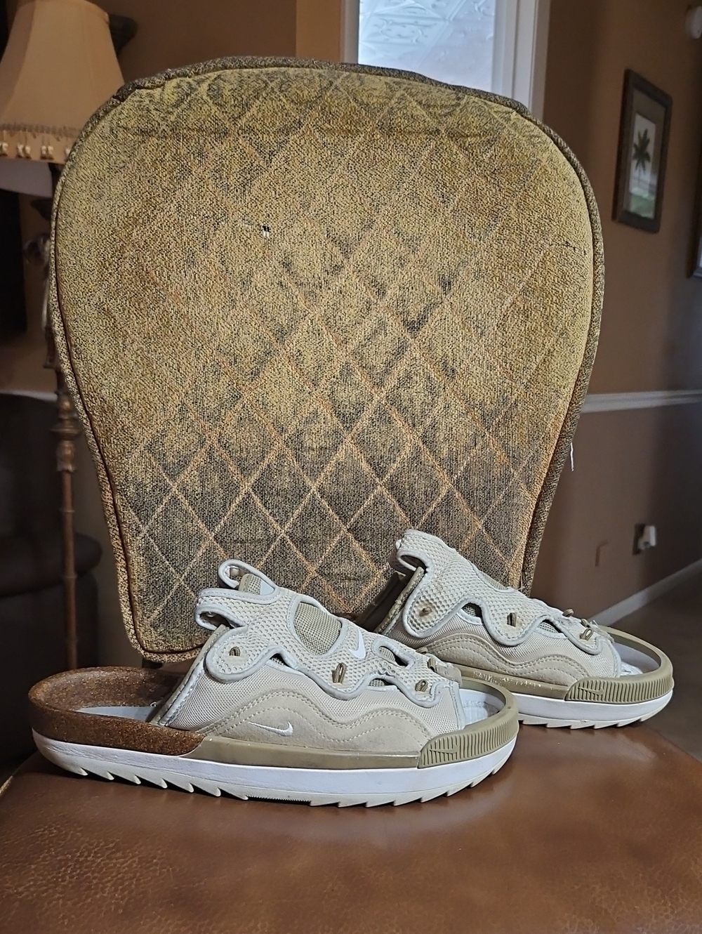 Nike Men's Beige and White Slide Sandal Sneakers